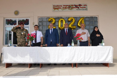 İcra başçısı Mollakənd kənd tam orta məktəbində keçirilən Son zəng tədbirində iştirak edib.