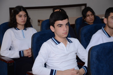 Kürdəmir Rayon İcra Hakimiyyətində “Vətənpərvər Azərbaycan gəncliyi: Sağlam gənclik, sağlam gələcək!” mövzusunda tədbir keçirilib.