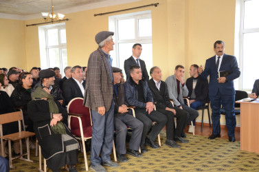 Carlı kəndində sakinlər ilə səyyar qəbul keçirilib