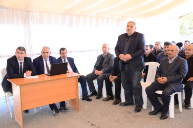 Təklə kənd sakinləri ilə səyyar qəbul keçirilib