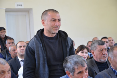 Aprelin 16-da Muradxan kənd sakinləri ilə səyyar qəbul keçirilib.
