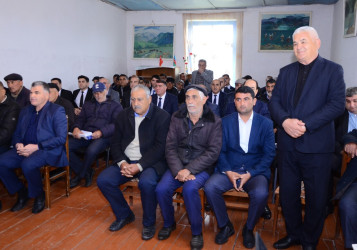 Aprelin 9-da  Pirili kənd sakinləri ilə səyyar qəbul keçirilib