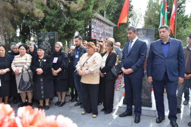 İcra başçısı şəhid Cəmil Həşimlinin anım tədbirində iştirak edib.
