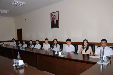 İyulun 30 da Kürdəmir Rayon İcra Hakimiyyətinin könüllülərinin növbəti qrupu ilə görüş keçirilib.