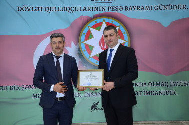 Kürdəmir ASAN Xidmət Mərkəzində 23 iyun - Dövlət Qulluqçularının peşə bayramı günü qeyd olunub
