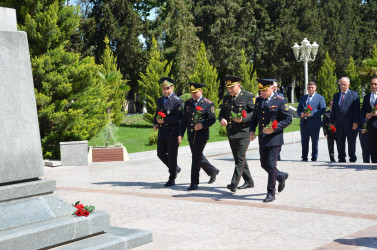 Kürdəmirdə Ümummilli Lider Heydər Əliyevin anadan olmasının 102 illiyi qeyd olunub.