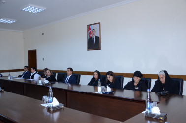 Kürdəmirdə “Konstitusiya və Suverenlik ili” çərçivəsində 8 Noyabr – Zəfər Gününə həsr olunan dəyirmi masa keçirilib.