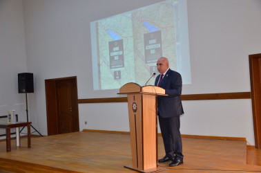 Kürdəmir Rayon İcra Hakimiyyətində Qərbi Azərbaycan İcması ilə birgə “Qərbi Azərbaycan İrsi” kitabının I cildinin təqdimatı keçirilib.
