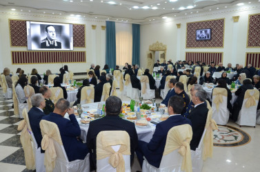 Ümummilli lider Heydər Əliyevin əziz xatirəsi ehtiramla yad edilib