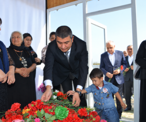 İcra başçısı şəhid Toğrul Əliyevin anım tədbirində iştirak edib.