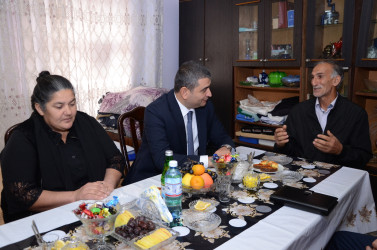 Carlı kəndində sakinlər ilə səyyar qəbul keçirilib