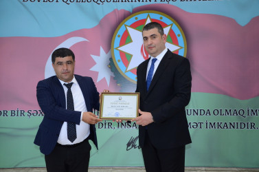 Kürdəmir ASAN Xidmət Mərkəzində 23 iyun - Dövlət Qulluqçularının peşə bayramı günü qeyd olunub