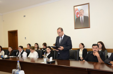 “18 Oktyabr - Müstəqilliyin Bərpası Günü”nə həsr olunmuş dəyirmi masa keçirilib.