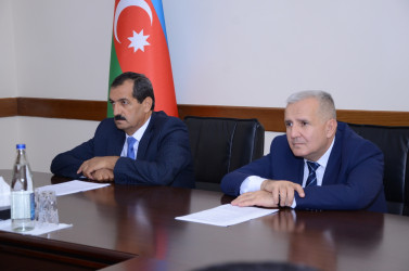 “18 Oktyabr - Müstəqilliyin Bərpası Günü”nə həsr olunmuş dəyirmi masa keçirilib.