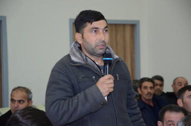 Qarasu kəndində sakinlər ilə səyyar qəbul keçirilib