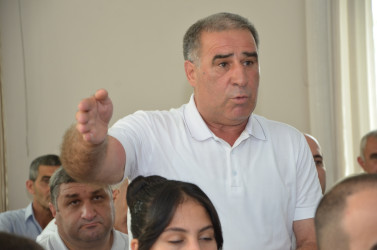 İyulun 16-da Kürdəmir şəhər sakinləri ilə səyyar qəbul keçirilib.
