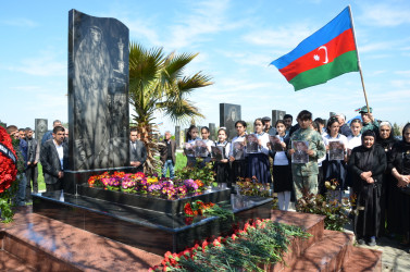 Aprelin 2-də Kürdəmirdə şanlı Aprel döyüşlərinin 10-cu ildönümü qeyd edilib.
