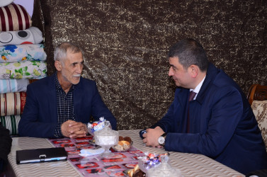Söyüdlər kənd sakinləri ilə səyyar qəbul keçirilib
