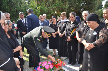 İcra başçısı şəhid Murad Eyyubovun və şəhid İslam Dünyamalıyevin anım tədbirlərində iştirak edib.