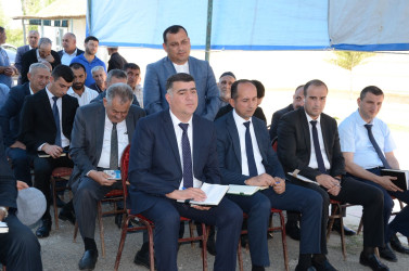 Xəlsə kənd sakinləri ilə səyyar qəbul keçirilib