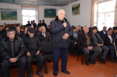 Pirili kəndində sakinlər ilə növbəti səyyar qəbul keçirilib