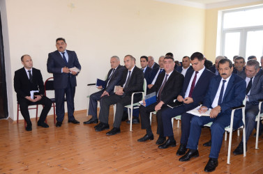 Oktyabrın 23-də Kürdəmir Rayon İcra Hakimiyyətinin başçısı Elxan İbrahimov növbəti səyyar qəbulunu Xınıslı kənd sakinləri ilə keçirib.