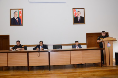 Kürdəmir Rayon İcra Hakimiyyətində yanğın təhlükəsizliyi ilə bağlı tədbir keçirilib.