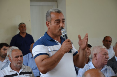 Muradxan kənd sakinləri ilə səyyar qəbul keçirilib.