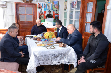 Atakişili kəndində sakinlər ilə səyyar qəbul keçirilib