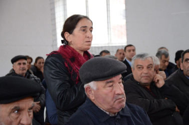 Xırdapay kəndində sakinlər ilə səyyar qəbul keçirilib