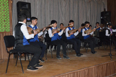Kürdəmirdə 2 Fevral-Gənclər Gününə həsr edilmiş konsert proqramı keçirilib.