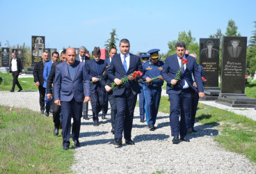 Aprelin 2-də Kürdəmirdə şanlı Aprel döyüşlərinin 10-cu ildönümü qeyd edilib.