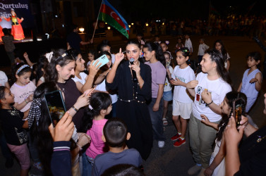 15 İyun – Milli Qurtuluş Günü münasibətiləümumrayon konsert proqramı təşkil olunub.