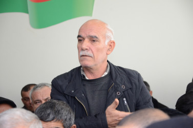 Axtaçı-Qarabucaq kəndində sakinlər ilə səyyar qəbul keçirilib