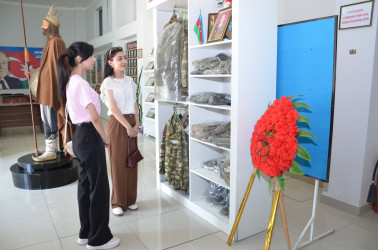 Rayon İcra Hakimiyyətinin könüllüləri Kürdəmir Tarix Diyarşünaslıq Muzeyi və Kürdəmir Dövlət Rəsm Qalereyasında olublar.