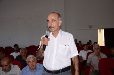 Atakişili kənd sakinləri ilə növbəti səyyar qəbul keçirilib.