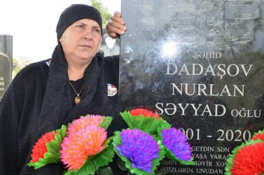 İcra başçısı şəhid Nurlan Dadaşovun anım tədbirində iştirak edib.