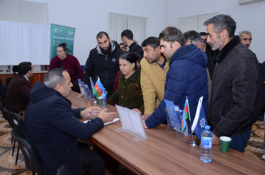 Kürdəmirdə Mərkəzi Aran Regional Məşğulluq Filialının təşkilatçılığı əmək yarmarkası təşkil olunub.