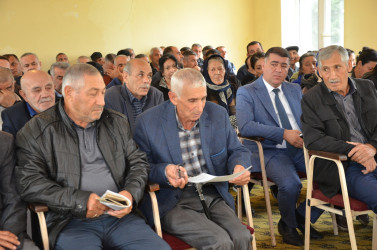 Oktyabrın 22-də Carlı kənd sakinləri ilə səyyar qəbul keçirilib.