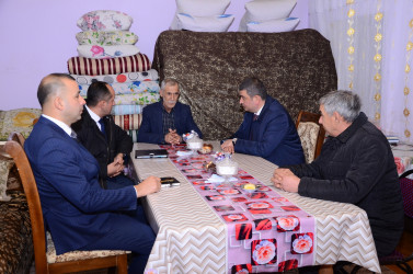 Söyüdlər kənd sakinləri ilə səyyar qəbul keçirilib