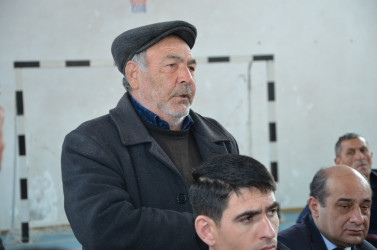 Qarasaqqal kəndində sakinlər ilə səyyar qəbul keçirilib