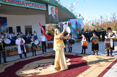 Kürdəmirdə Zəfər günü münasibətilə ümumrayon konserti keçirilib.