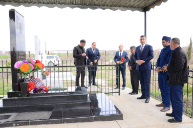 Qarasaqqal kəndində sakinlər ilə səyyar qəbul keçirilib