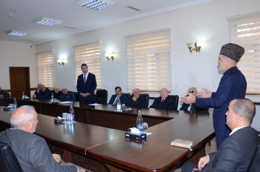 İcra başçısı Elşən Həsənli rayon ağsaqqallarının nümayəndələri ilə görüş keçirib