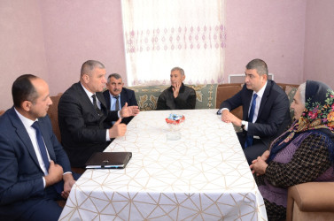 Topalhəsənli kənd sakinləri ilə növbəti səyyar qəbul keçirilib