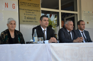 M.Ə.Rəsulzadə adına şəhər 2 nömrəli məktəbdə Son zəng tədbiri keçirilib.