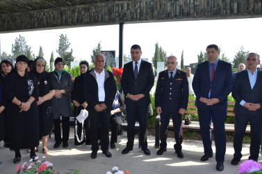 İcra başçısı şəhid Fərid Məmmədovun anım tədbirində iştirak edib.