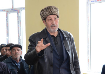 Garıs Əyribənd kənd sakinləri ilə növbəti səyyar qəbul keçirilib