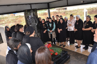 İcra başçısı şəhid Oruc Soltanovun anım tədbirində iştirak edib.