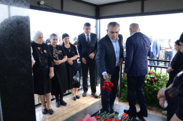 İcra başçısı şəhid Oruc Soltanovun anım tədbirində iştirak edib.